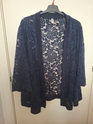 Chaqueta de encaje azul marino