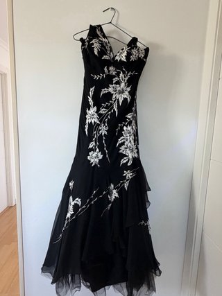 Vestido largo fiesta bordado pedrería