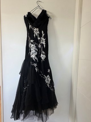 Vestido largo fiesta bordado pedrería