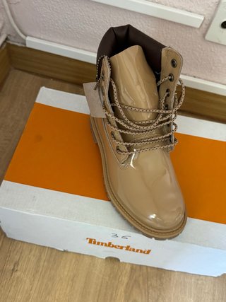 Botas Timberland Beige Charol Talla 36