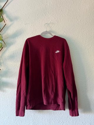 Sudadera Nike burdeos