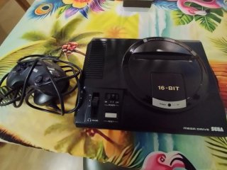 Consola Sega Mega Drive Negra