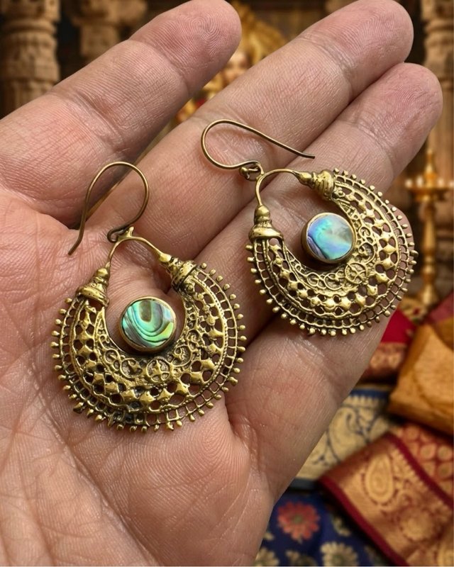 Pendientes tribales abalon y metal