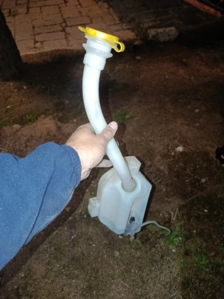 Depósito limpiaparabrisas Renault Kangoo K9K