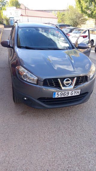 Nissan Qashqai+2 2010