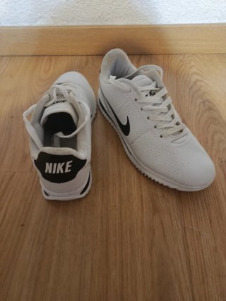 Regalo Zapatillas Nike(leer anuncio por favor)