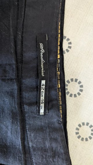 Minifalda Stradivarius Negra Talla 42