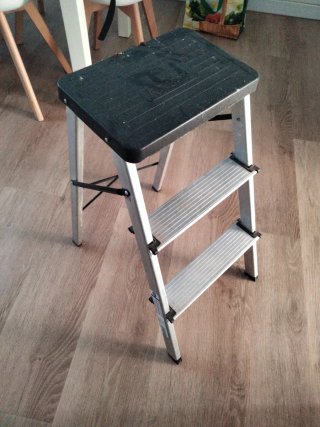 Escalera Plegable de 3 Peldaños