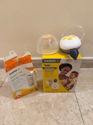Sacaleches Medela Solo Hands-free + bolsas regalo