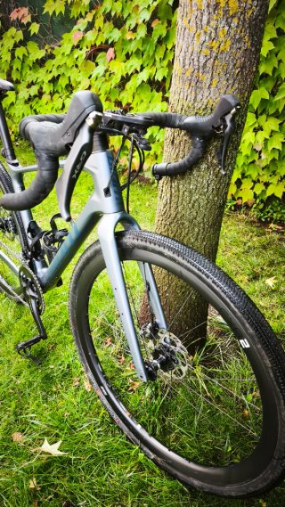 GIANT REVOLT ADVANCED 0 Gravel Bike Talla S