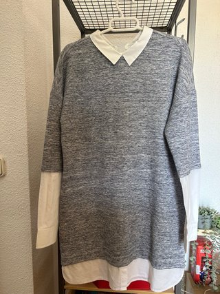 Vestido United Colors of Benetton gris y blanco