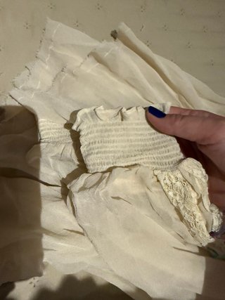 Blusa Zara Beige Talla XL Volantes Encaje