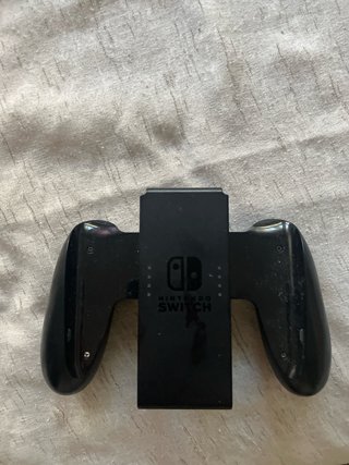 Nintendo Switch + FIFA 21 + Accesorios