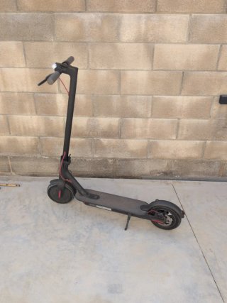 Patinete Eléctrico Xiaomi M365