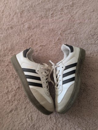 Zapatillas Adidas Samba Blancas y Grises