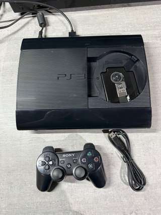 PlayStation 3 Super Slim Nera