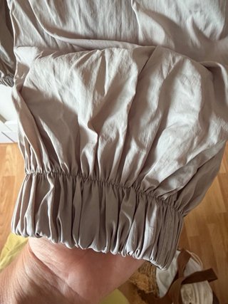 Mono combinado blanco y gris