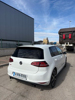 Volkswagen Golf 2016