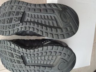 Deportivas Motion Control Negras
