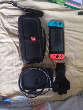 Nintendo Switch + Accesorios