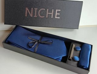 Corbata NICHE azul con gemelos y pasacorbata