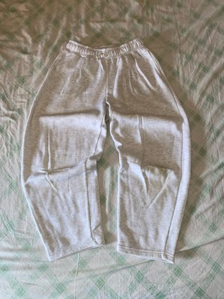 Primark pantalón baggy joggers blanco