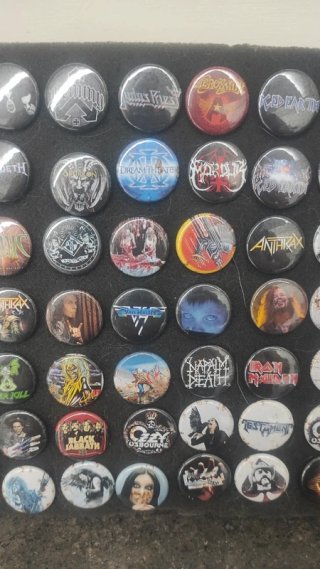 Lotto di Spillette Pins Rock & Metal