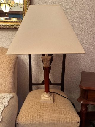 Lámpara de mesa decorativa