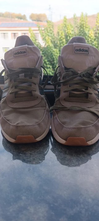 Zapatillas Adidas Beige y Verde