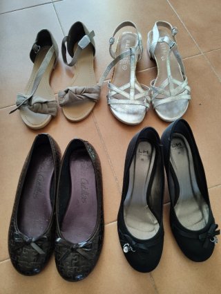 Lote de 4 pares de zapatos y sandalias