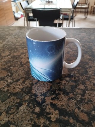 Taza de Cerámica con Diseño Anime