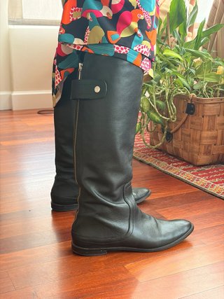 Botas altas de cuero negro