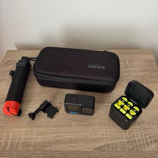 GoPro Hero 11 Black + accesorios