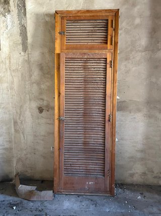 Puerta mallorquina con marco URGE VENTA X REFORMA