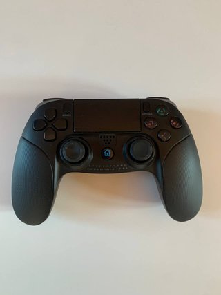 PlayStation 4 Slim con 5 Giochi