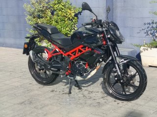 Benelli BN 125 Negra