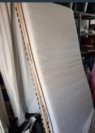 Colchón de espuma IKEA
