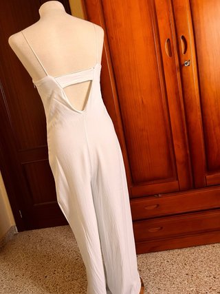 Mono blanco de tirantes