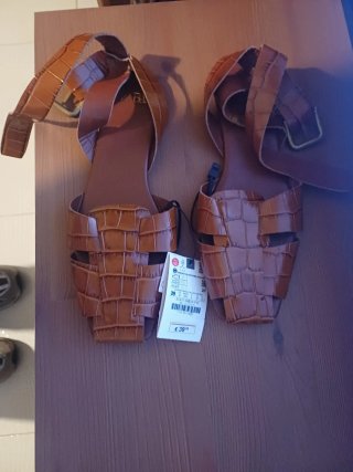 Sandalias Zara Marrones Talla 39