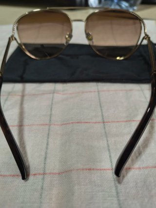 Gafas de sol aviador doradas y marrones degradadas