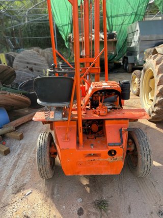 Carretilla elevadora AUSA Naranja