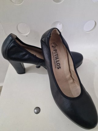 Zapatos salón Pitillos negros