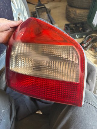 Piloto Trasero izquierdo Audi A3 8L