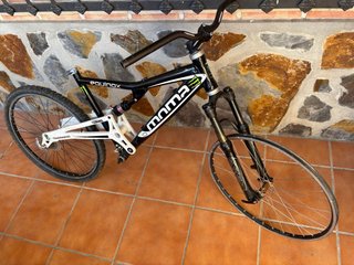 Bicicleta MTB Moma Equinox