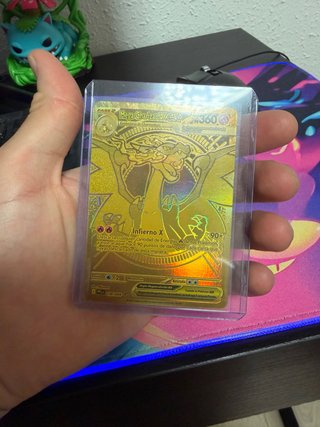 Carta Pokémon Mega Charizard EX Dorada