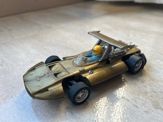 Sigma dorado scalextric