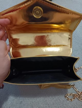 Bolso de fiesta dorado