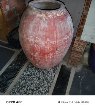 Tinaja de terracota antigua