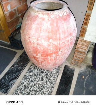 Tinaja de terracota antigua
