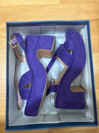 Sandalias de Tacón Color Lila